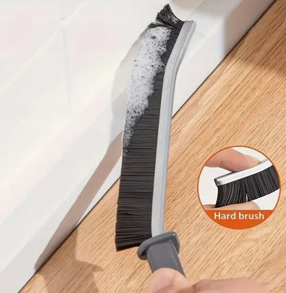 Silný kartáč na čištění spár a úzkých prostorů